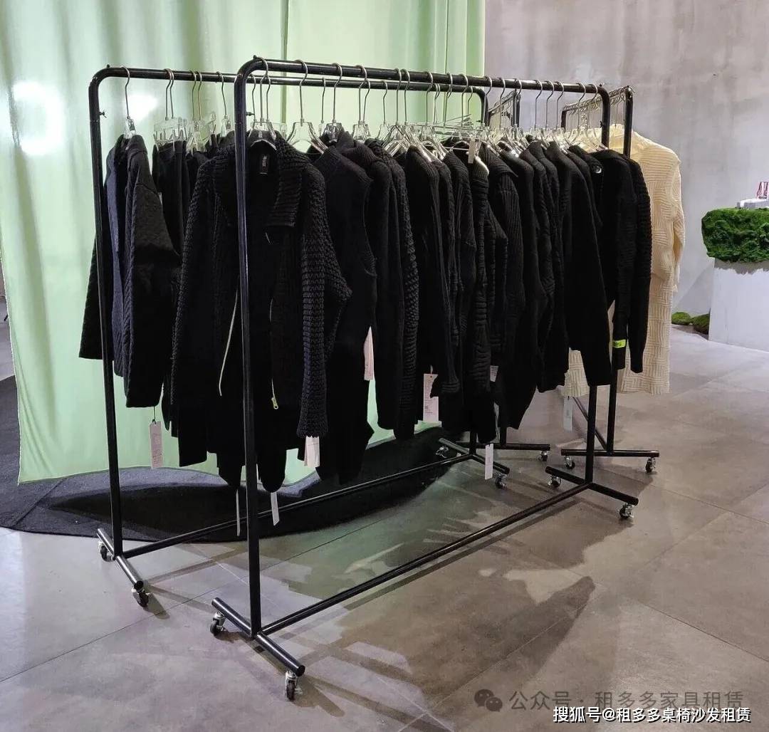 黑色矮款龙门衣架出租 150×H150cm 试衣间龙门衣架租赁